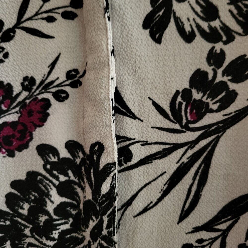 Lily Morgan Short sleeve shirt size small - Picture 2 of 7
